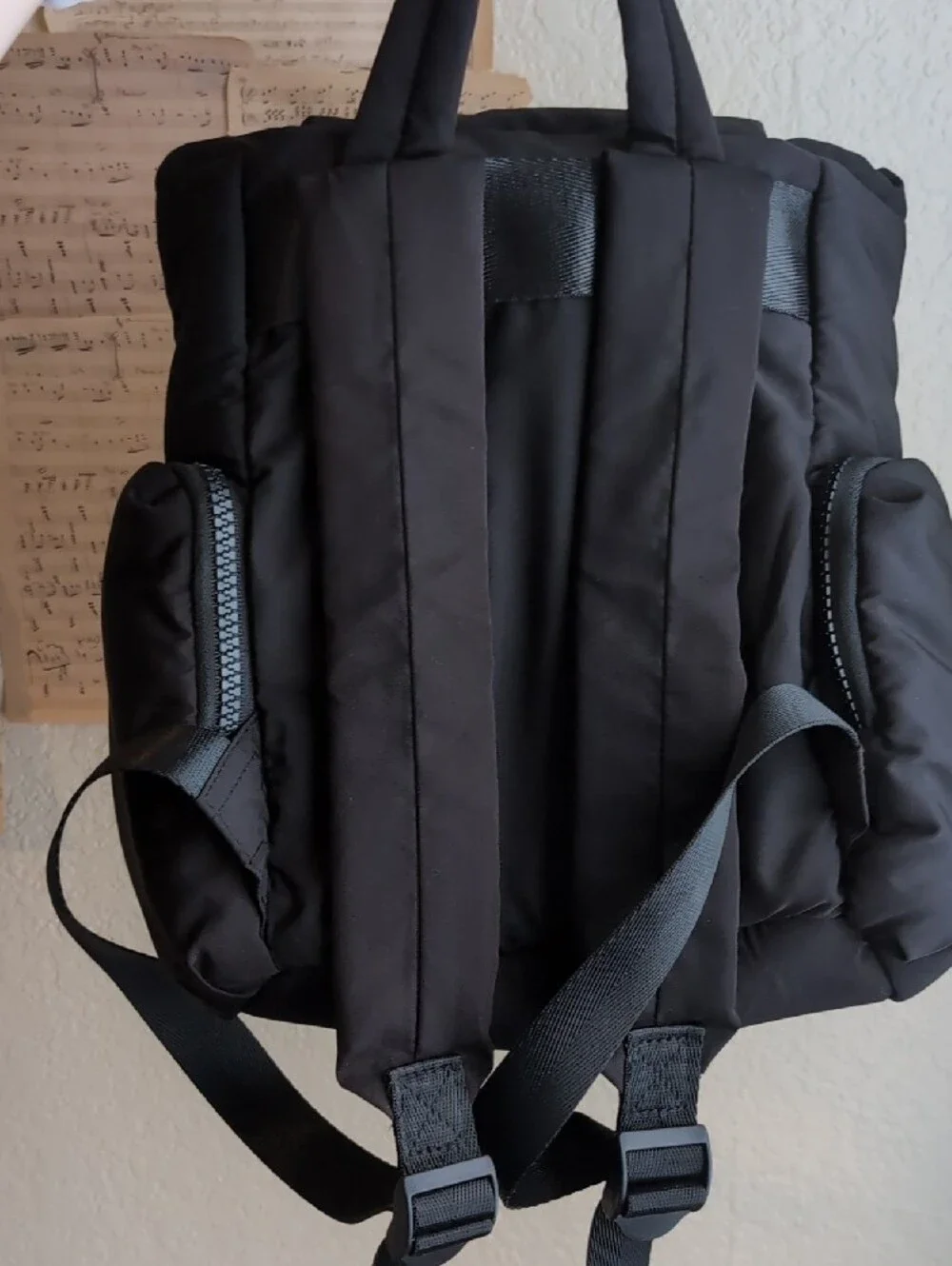 NWOT Bearpaw Mini Puffer Backpack